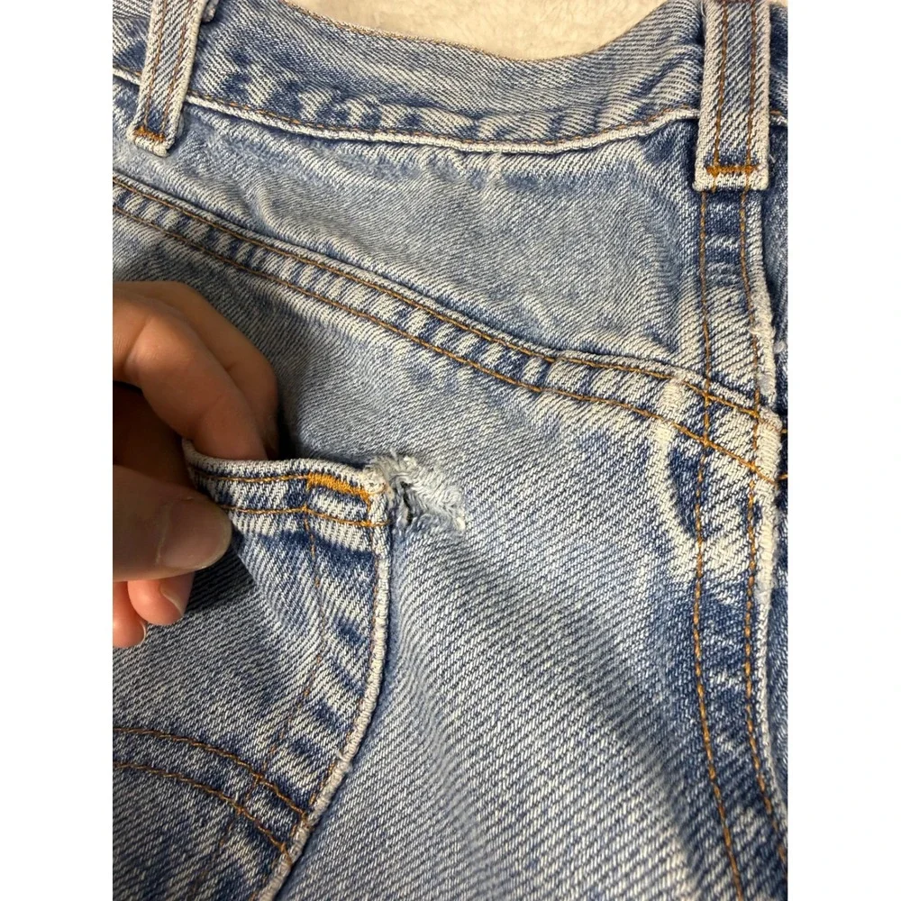 Levi's 550 Relaxed Fit Jeans Mens 33x32 Light Wash Good Vintage Made in USA 90s